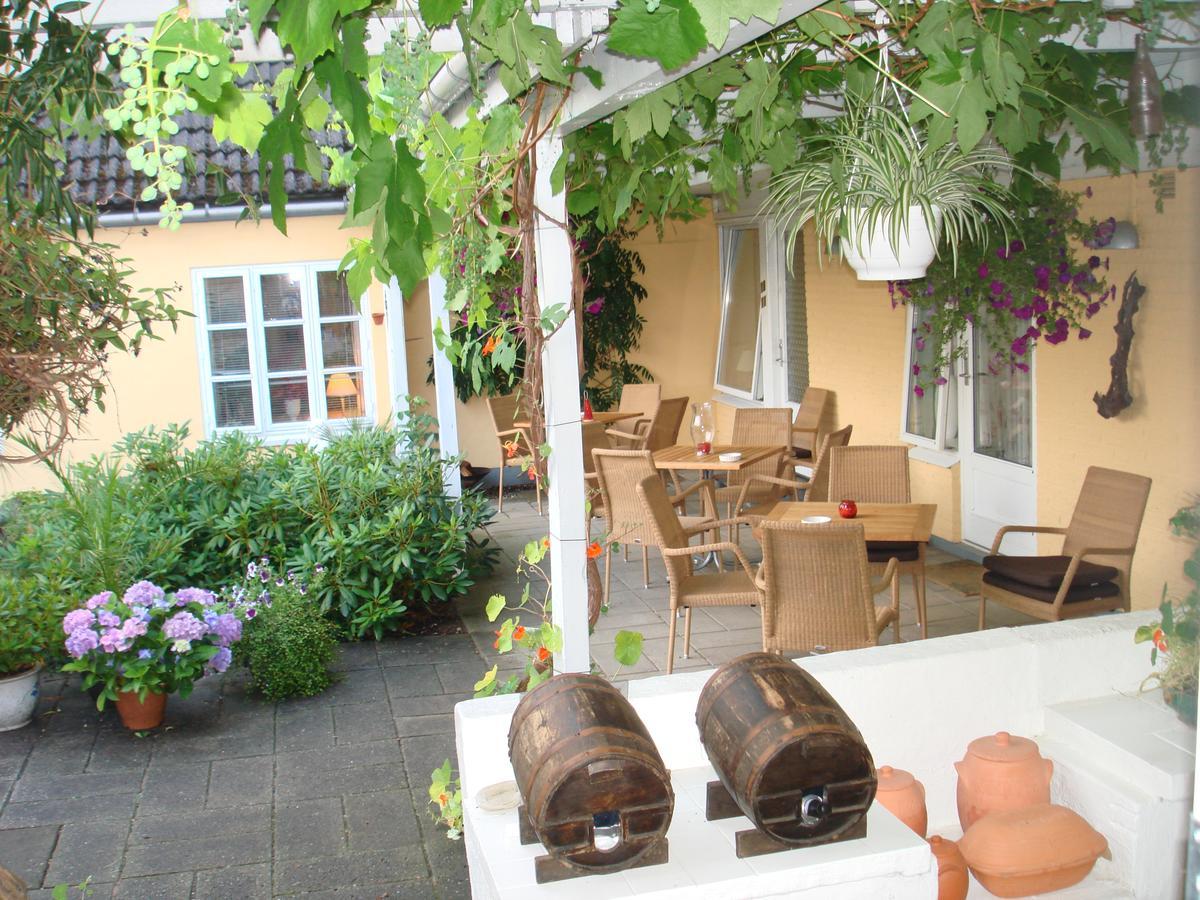 Strandidyl Bed And Breakfast Kelstrup Eksteriør bilde